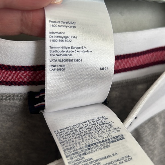 Tommy Hilfiger loungers NWOT - Picture 7 of 9